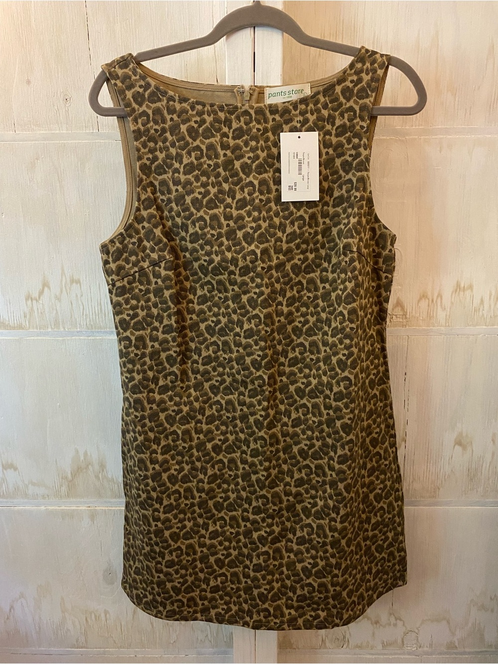 Sleeveless Mobwife Leopard Print Midi Dress